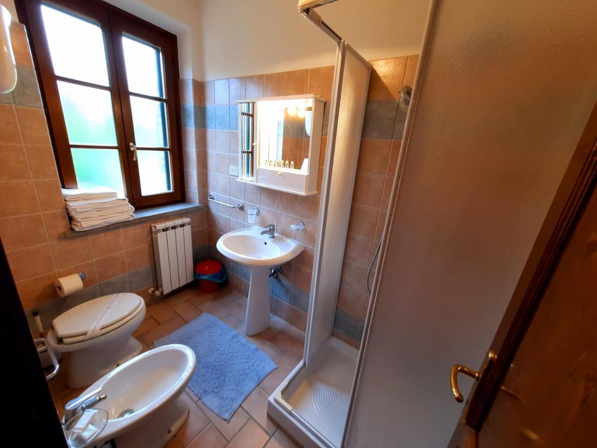 Leonaerdo Guests House Apartment Паникале Екстериор снимка