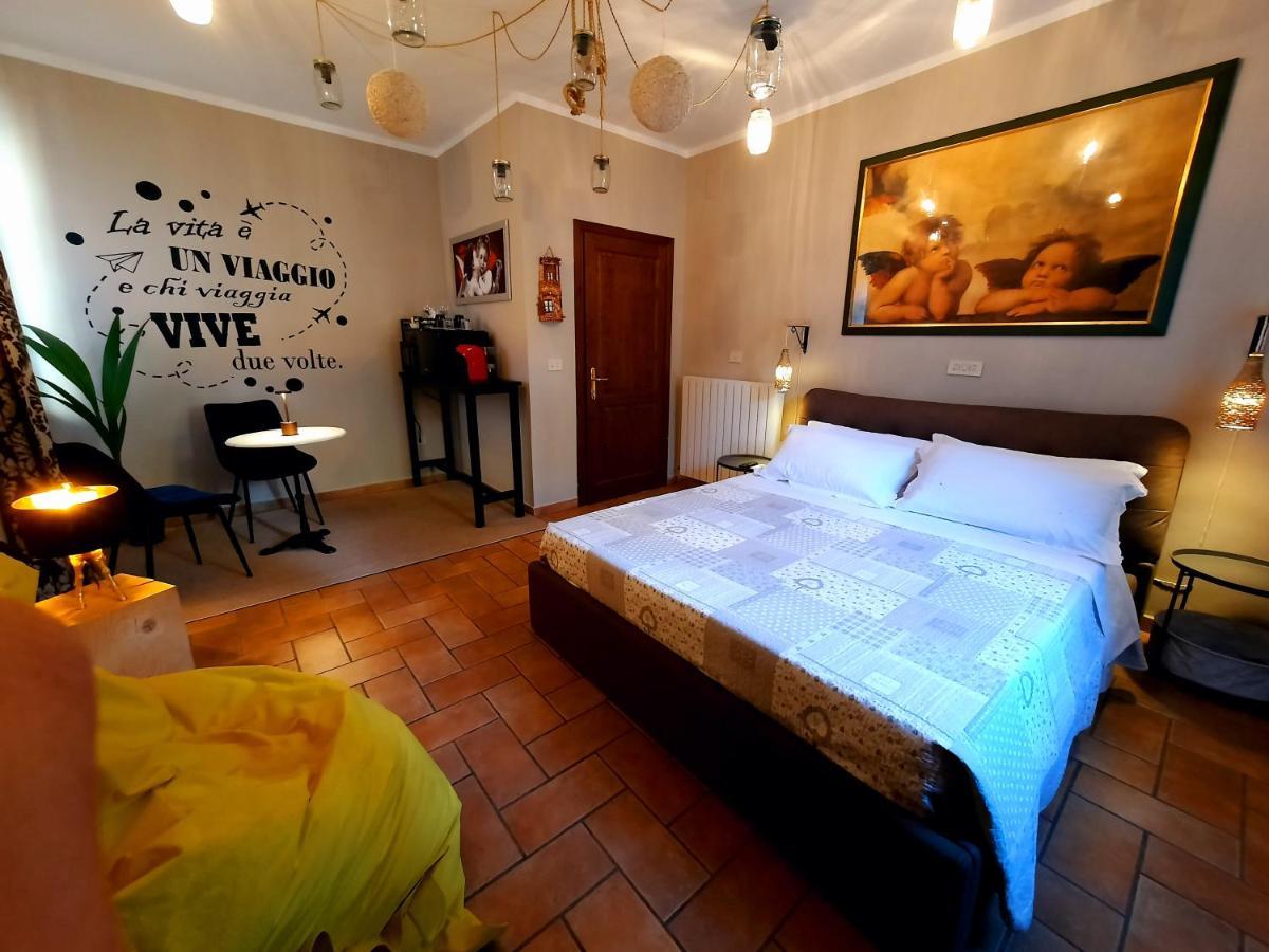 Leonaerdo Guests House Apartment Паникале Стая снимка