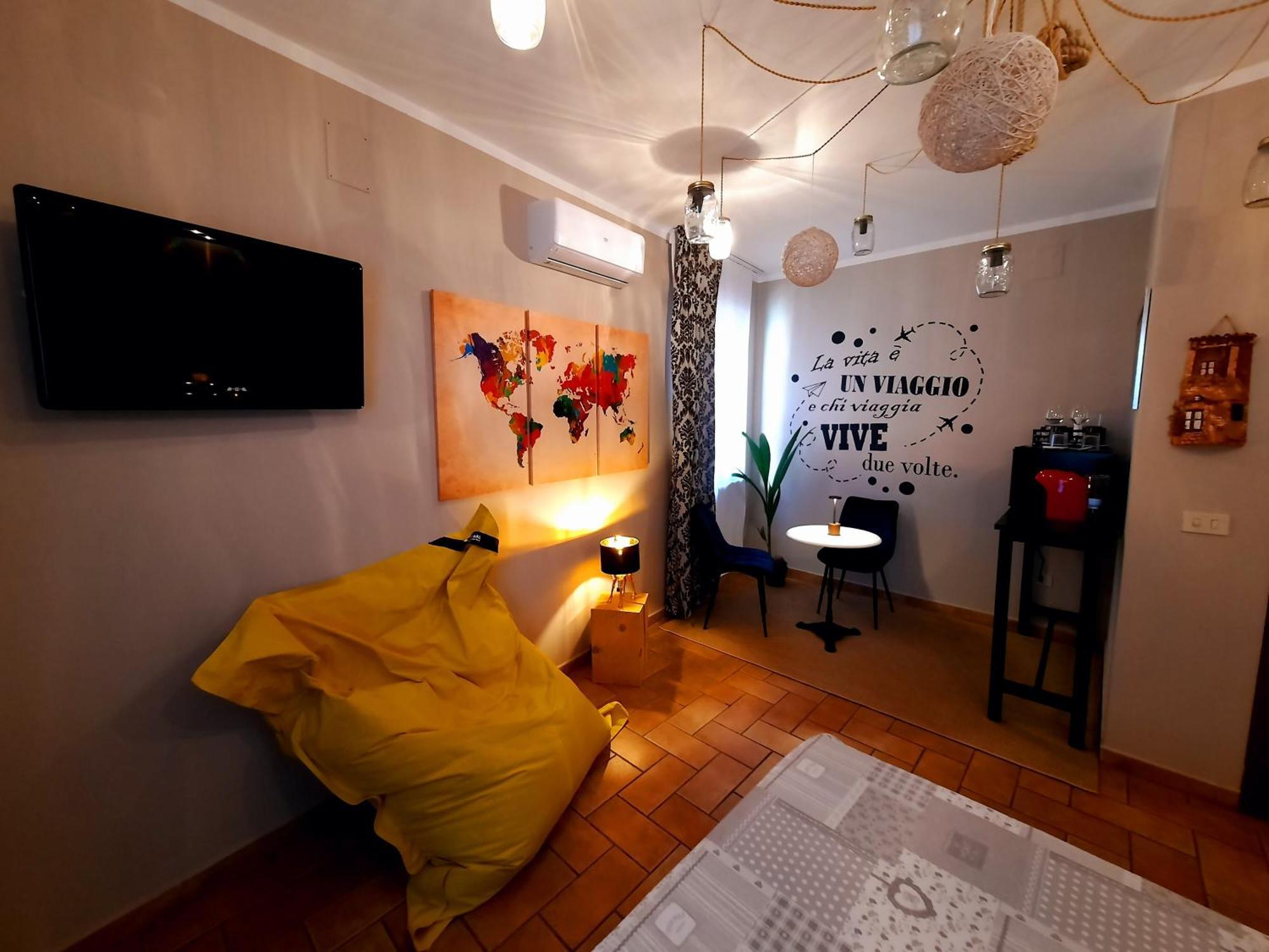 Leonaerdo Guests House Apartment Паникале Стая снимка
