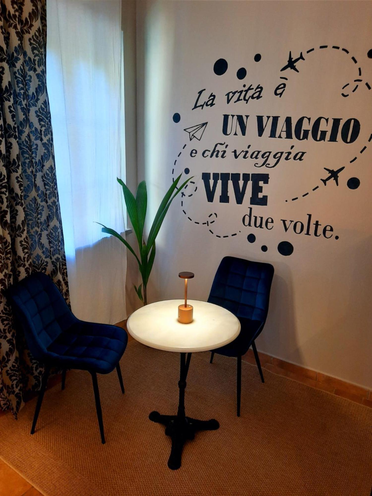 Leonaerdo Guests House Apartment Паникале Стая снимка