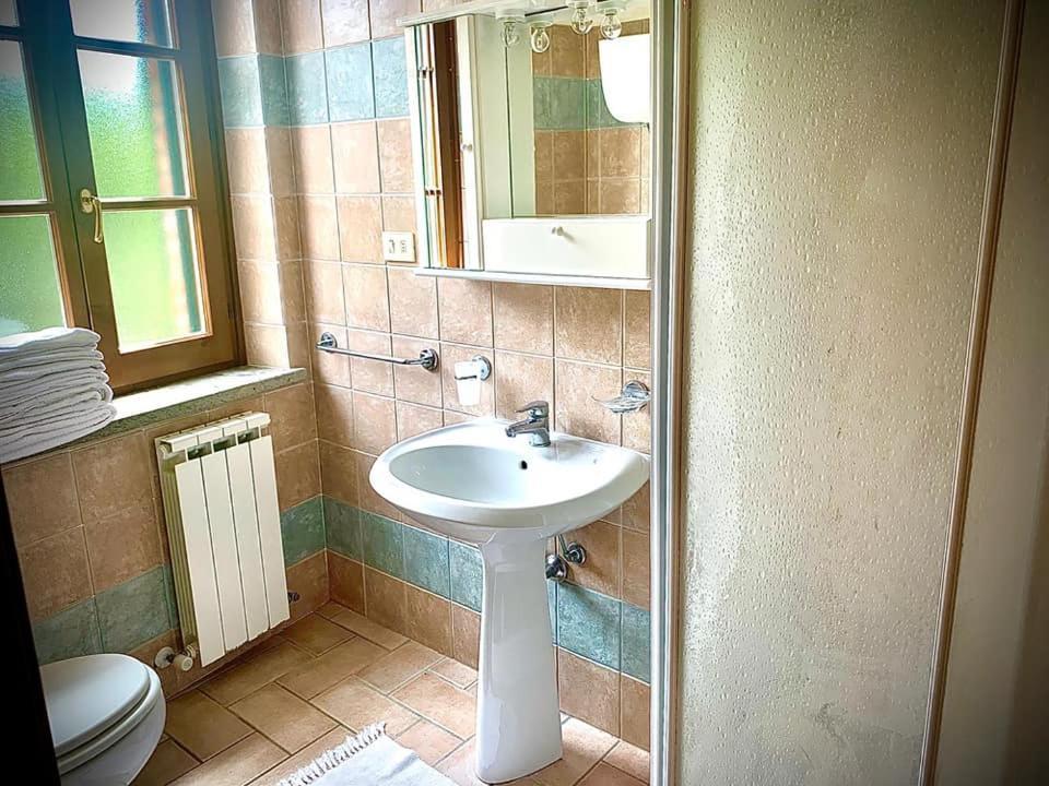 Leonaerdo Guests House Apartment Паникале Стая снимка